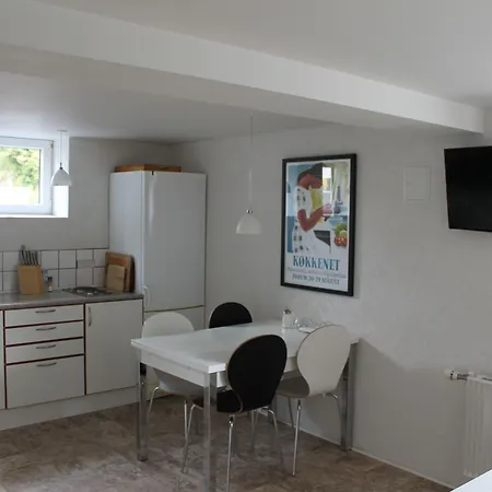 Amalie & Οντένσε