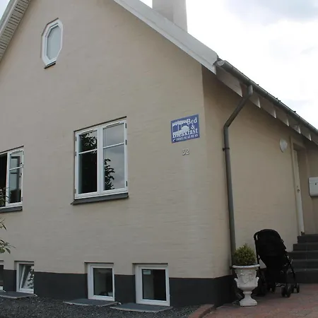 Amalie & Bed & Breakfast Odense