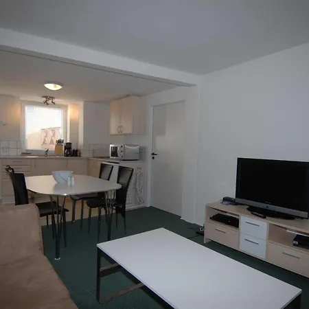Amalie & Bed & Breakfast 4*