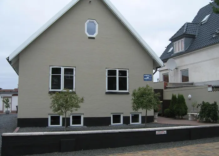 Bed and breakfast Amalie & 4*