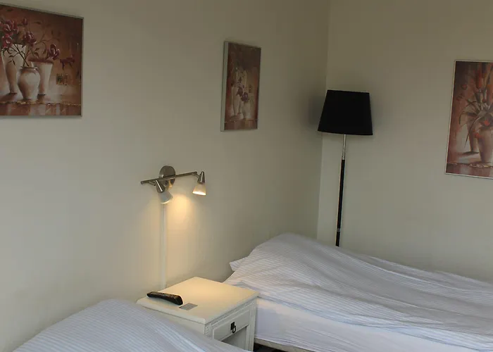 Bed & Breakfast Amalie & 4*