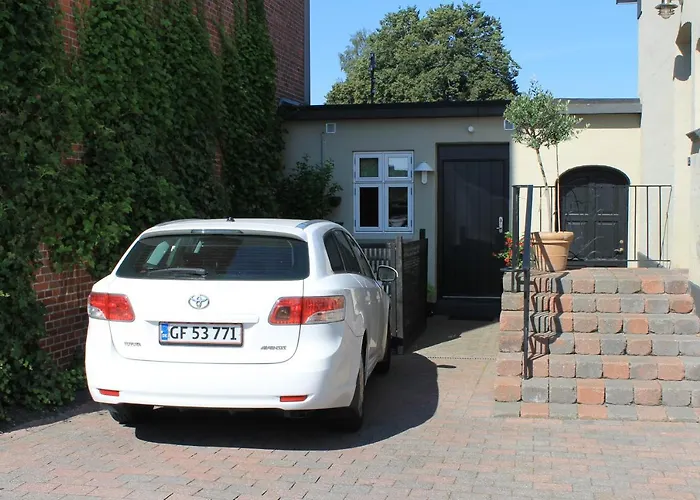 Bed & Breakfast Amalie & 4*